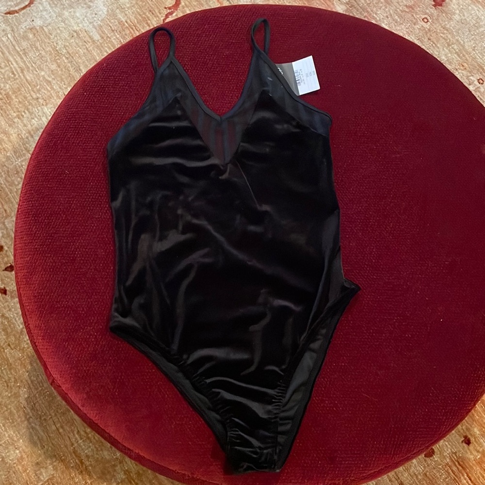 TOPSHOP Velour bodysuit NWT